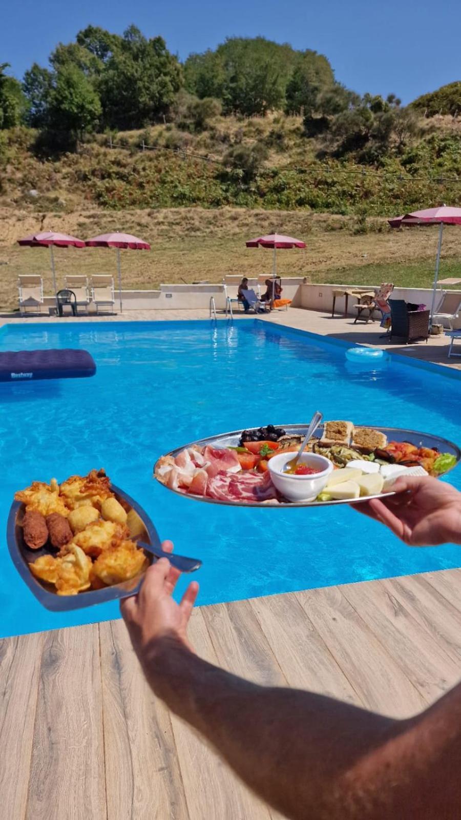 Agriturismo Ferrari Dipignano Zewnętrze zdjęcie